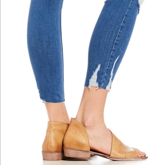 NWOT Free People Distressed Skinny Ankle Jean - Picture 6 of 10